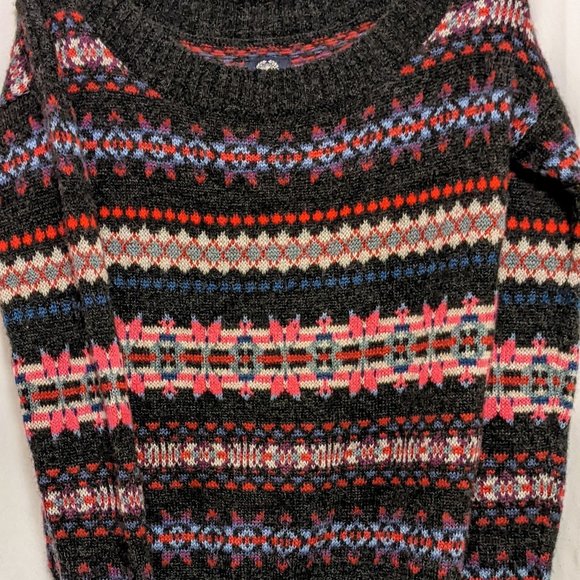 American Eagle Wool Patterned Sweater - Picture 1 of 5